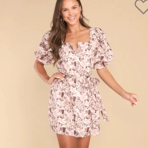 English Factory Call In The Morning Blush Floral Linen Dress Puff Sleeves M NEW - Picture 1 of 11