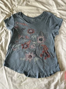 Camiseta Top Style & Co. Para Mujer Azul Floral L Embellecida - Imagen 1 de 5