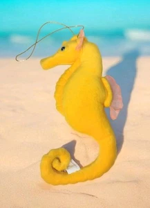 K & M International 2001 Seahorse Stuffed Animal Beanbag Plush 10.5in Aquatic - Picture 1 of 5