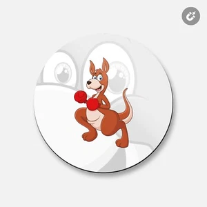 Divertido animal de combate canguro | Imán decorativo redondo de 4"" X 4"" - Imagen 1 de 2