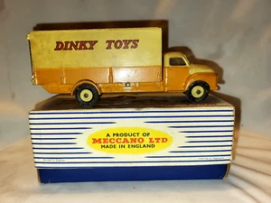 VINTAGE OLD BEDFORD PALLET JECTA VAN DINKY SUPERTOYS 930 ENGLAND MECCANO 1950 - Picture 1 of 11