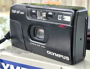 Super COOL Olympus Trip AF Mini 35mm Compact FIM Camera BOXED + Papers Near MINT - Picture 1 of 6