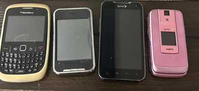 Lote Mixto De 4 Teléfonos BlackBerry, LG, Sanyo Teléfono Flip, Sylvania SIN PROBAR COMO está Foto 1 de 4