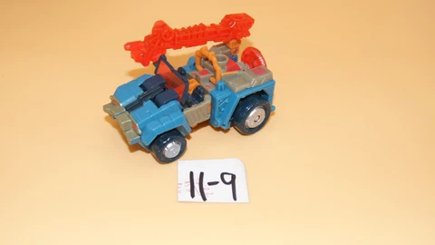 Hasbro Transformers Energon Omnicon Energon Strongarm Complete Cover