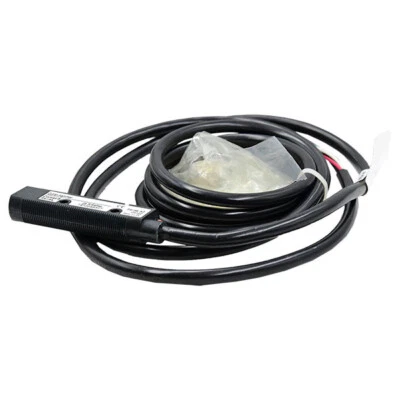 14102A6517 Eaton/Cutler Hammer Reflective Photoelectric Sensor  -SA - Image 1 of 2