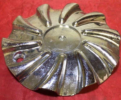 UNA TAPA CENTRAL CROMADA CONCEPT RUEDAS USADAS-171450 12356 Foto 1 de 2