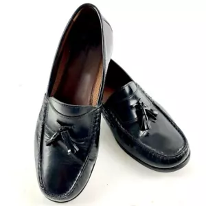 Johnston & Murphy Black Tasseled Slip-on Men’s Loafer Shoe Size 9.5M - Picture 1 of 10