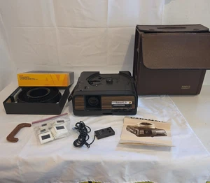 PROYECTOR DE DIAPOSITIVAS SINGER CARAMATE 3200 de colección bandeja deslizante de carrusel universal FUNCIONA - Imagen 1 de 12