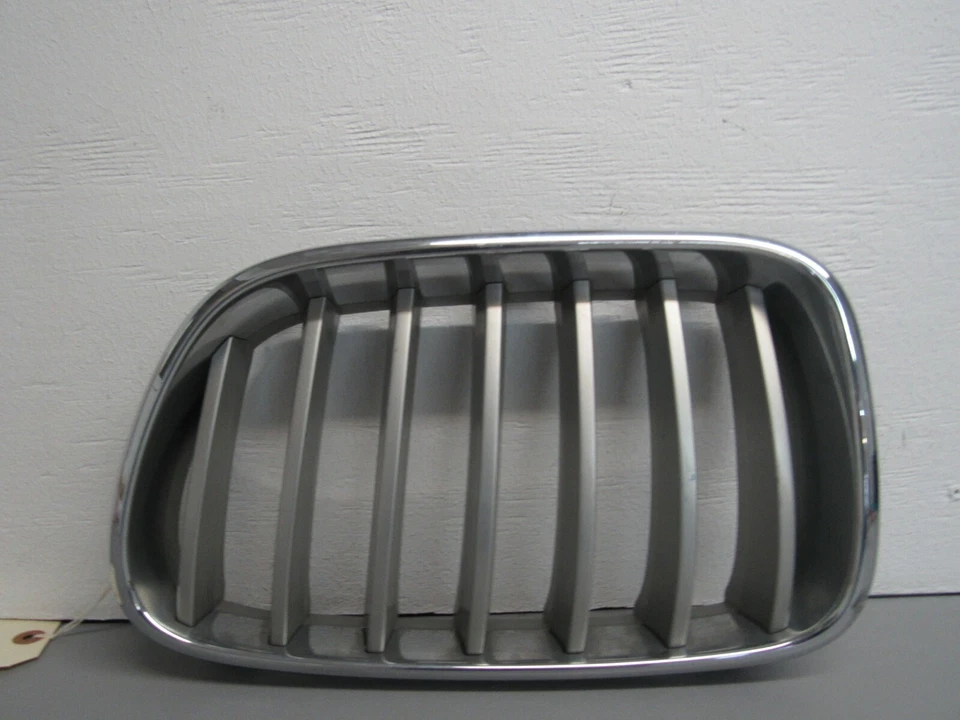 2015 2016 BMW X3 F25 LEFT SIDE FRONT GRILLE OEM - Изображение 1 из 4