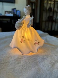 Vtg Lenwile Ardalt Japan Porcelain Girl w/ Basket of Roses Night Light Figurine - Picture 1 of 13