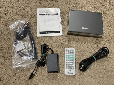 Reproductor de DVD portátil Cyberhome LVD 7000 con control remoto, fuente de alimentación y adaptador para automóvil Foto 1 de 4
