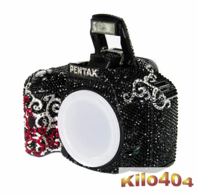 Pentax K-m ✯ Swarovski ✯ DSLR ✯ Wie NEU ✯ Nr. 1 0 von 150 ✯ Cristal Lized ✯ Gurt - Bild 1 von 4