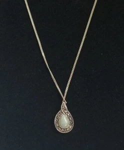 Cadena Colgante de Lágrima de Jade y Marcasita de Colección en Plata Esterlina FIRMADA NV 925 - Imagen 1 de 10