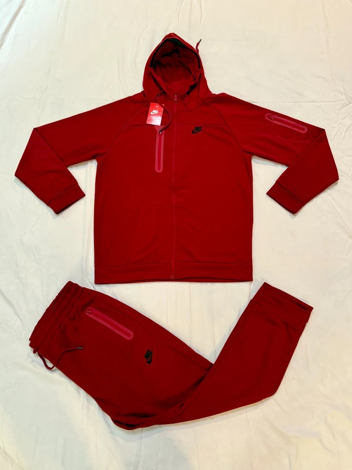 Conjunto de chándal Nike Foto 1 de 1