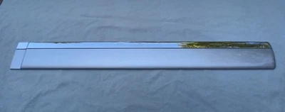 2010-2014 CHEVY GMC REAR DOOR MOLDING DRIVER SIDE SILVER GOOD USED CONDITION - Image 1 of 4