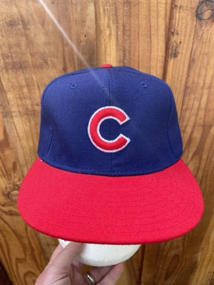 VINTAGE CHICAGO CUBS PRO MODEL 7-1/4 HAT DEADSTOCK RED BRIM NEW ERA 1990s - Image 1 of 4
