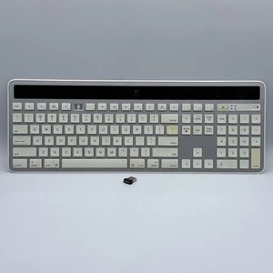 Logitech K750 Wireless Solar Recharging Slim Keyboard Mac Silver/White W Dongle - Picture 1 of 5