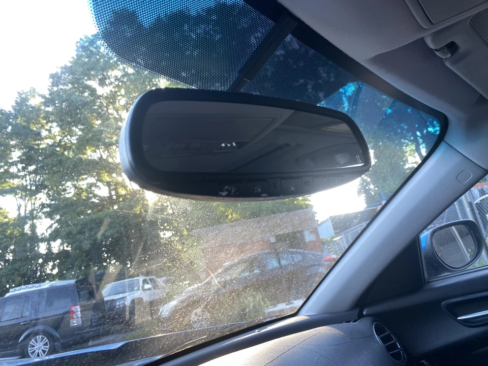 Used Front Center Interior Rear View Mirror fits: 2005 Mazda RX8 automatic dimmi - Image 1 of 4