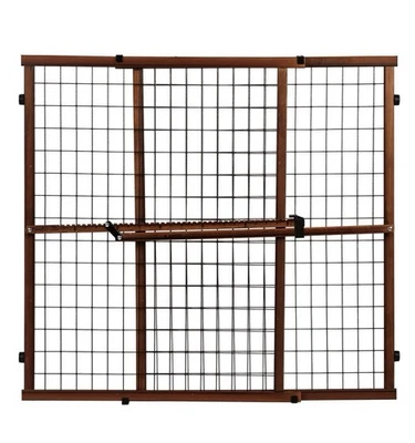 Evenflo Puerta Bebé Posición y Cerradura Alta y Ancha Ajustable Madera Oscura Granja Foto 1 de 4