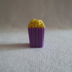 NEU Barbie Prinzessin Abenteuer Schlummer Party Puppe lila Popcornwanne für Diorama - Bild 1 von 1