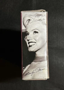 New In Box-Marilyn Monroe Tall shooter Shot Glasses Free Shipping - Picture 1 of 4