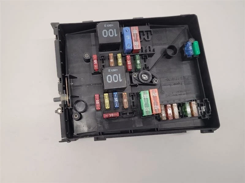Caja de fusibles compartimento motor Volkswagen Golf 2010-20214 1K0937125B Foto 1 de 4