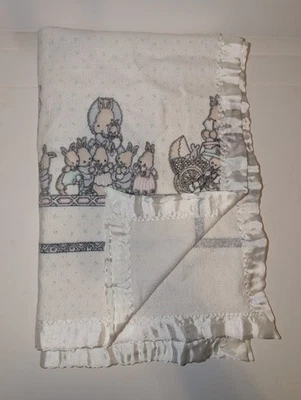 Manta bebé franela vintage blanca satinada con conejito conejos 32"x42"  Foto 1 de 4