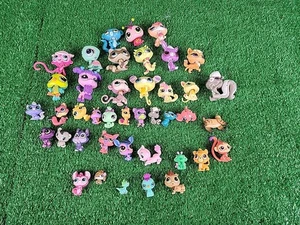 Huge LPS Lot 40 Pets Littlest Pet Shop  - Picture 1 of 6
