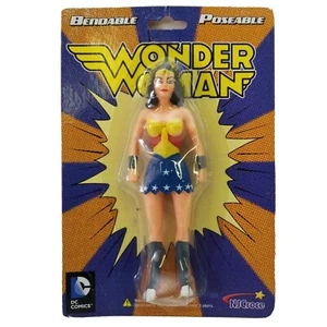 New In Sealed Package DC Comics Wonder Woman Toy Figurine Bendable Poseable - Imagen 1 de 3