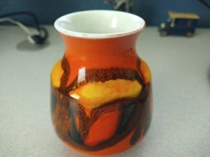 Poole Pottery Vase Delphis 31 Vintage 60s Vase Red Orange Yellow Signed IK - Picture 1 of 4