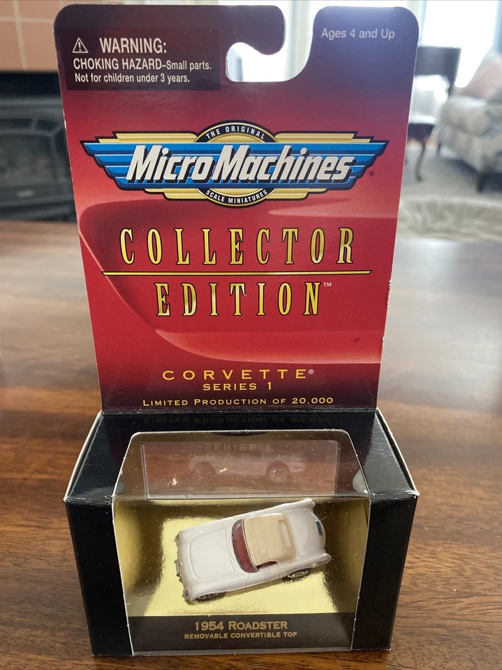 Micro Machines Collector Edition Corvette Series 1954 Roadster White Mm04