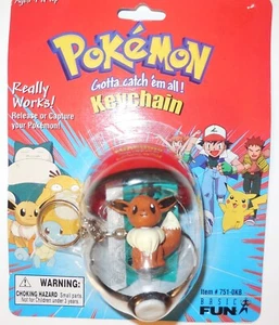 NEW 751-OKB NINTENDO POKEMON KEYCHAIN POKEBALL 1999 CATCH N RELEASE EEVEE #133 - Picture 1 of 8