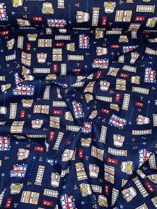 1 mtr navy blue london bus print 100% cotton fabric.45”wide,crafts,dress, - Picture 1 of 4