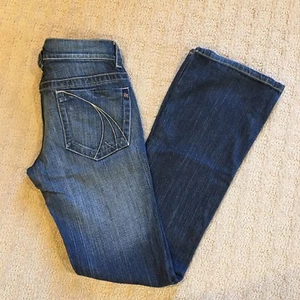 DKNY Dark Wash Classic Bootcut Jeans Juniors Size 5 - Picture 1 of 4