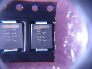 REDRESSEUR INTERNATIONAL 30BQ100 Schottky DIODE 100V 3A DO-214AB **NEUF** Quantité5 - Photo 1 sur 2