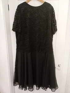 BNWT Classic Ladies Black Lace Dress Size 20 - Picture 1 of 14
