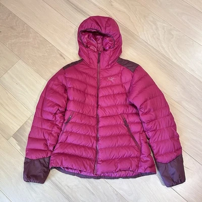 Chaqueta con capucha Arc'teryx Thorium AR - Para mujer mediana *Parcheada Foto 1 de 4