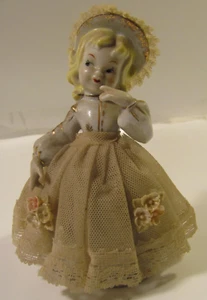 Ardalt Mädchen Figur mit Spitzenkleid MCM 50er Lady Lenwile China Sammlerstück Geschenk - Bild 1 von 15