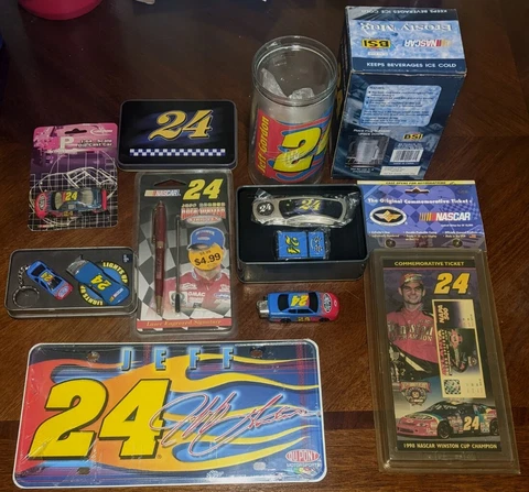 Jeff Gordon Memorbilia Lot 8pc Collection 24 Nascar knife lighter mug ticket car Cover