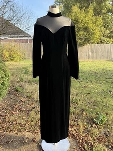 Vintage Samt schwarz Kleid durchsichtig Herzausschnitt Größe 10 Medium USA Union Made Goth - Bild 1 von 16