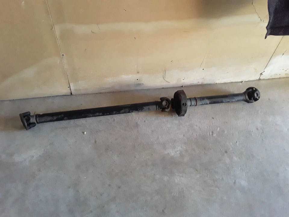 Volvo 240 Automatic Drive Shaft Complete - 86-93 - Image 1 of 1