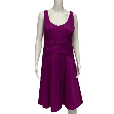 Vestidos Amanda Smith linha A cor magenta sem mangas tamanho 10 - Imagem 1 de 4