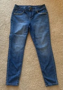 d.Jeans Mid Rise Jeans Womens 8P (30x24.5) Straight Stretch Med Wash Embellished - Picture 1 of 11