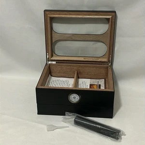 COOL KNIGHT Cigar Humidor with Hygrometer - Broken Glass - Picture 1 of 5