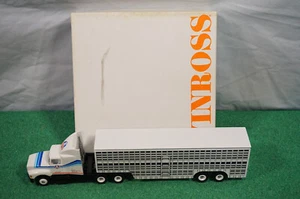 Winross Diecast 1/64 Scale Truck Hatfield Meats Cattle Hauler 1991 - Picture 1 of 2