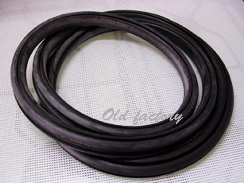 PEUGEOT 404 Parabrisas Delantero Moldura Goma NUEVO FABRICADO RECIENTEMENTE             Foto 1 de 1