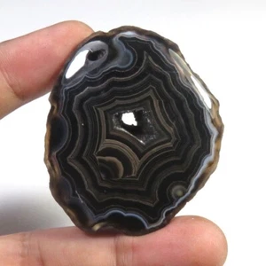 Schwarz Achat Scheibe Edelstein 49 x41 mm Natur Scheibe Geode Cabs 118 kt Zum Selbermachen BS-917 - Bild 1 von 7