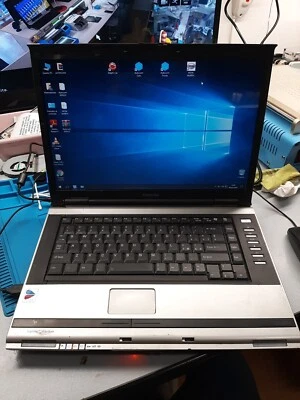 Toshiba Satellite M70-167 Intel Pentium M XP Pro SP2/15" TFT/ 2GB - Immagine 1 di 4