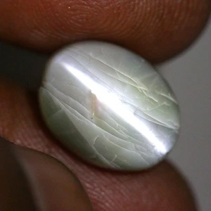 10.47 Cts_Loose Gemstone_100 % Natural Unheated Chrysoberyl Cat's Eye_Srilanka - Picture 1 of 3