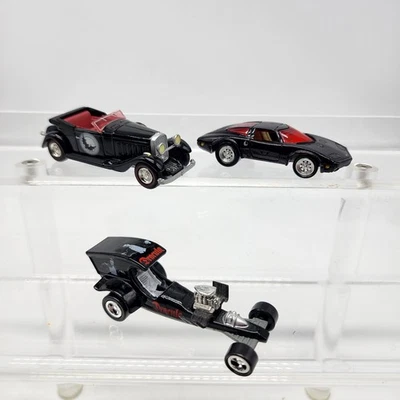 Johnny Lightning Universal Monsters Dracula 1980 Aerovette 1936 Hispano Drag Car - Image 1 of 4